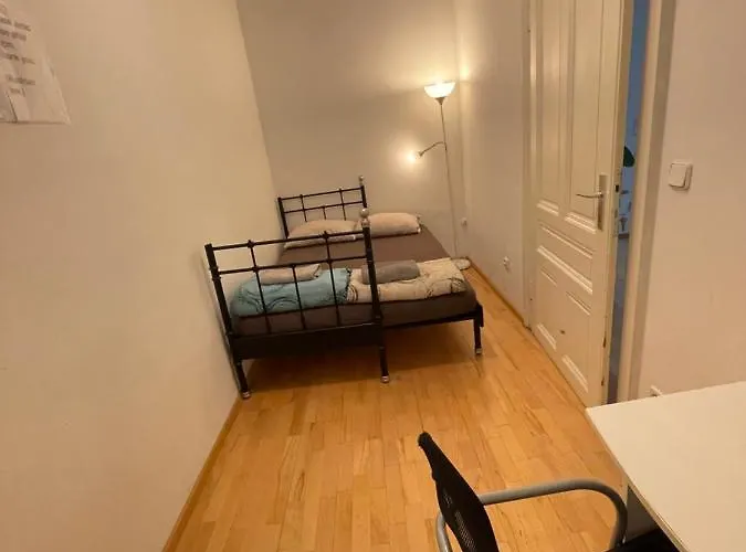 City And Homestay
